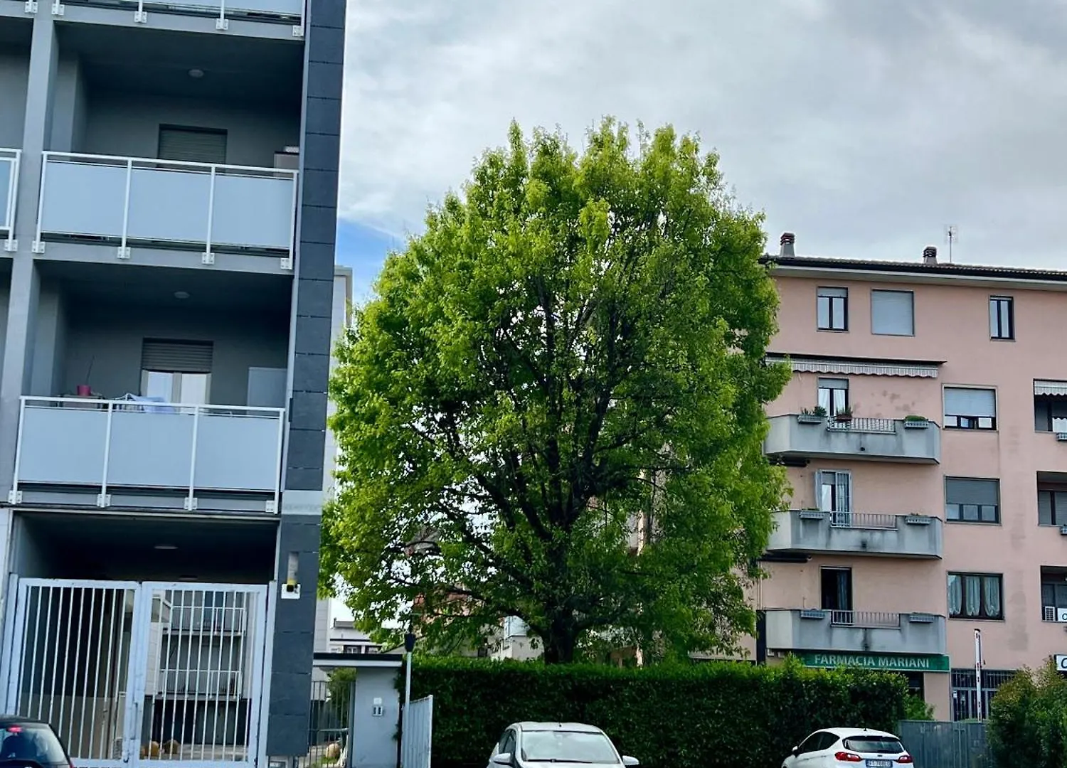 Appartamento Mia House A 7 Minuti Dalla Metro Pioltello